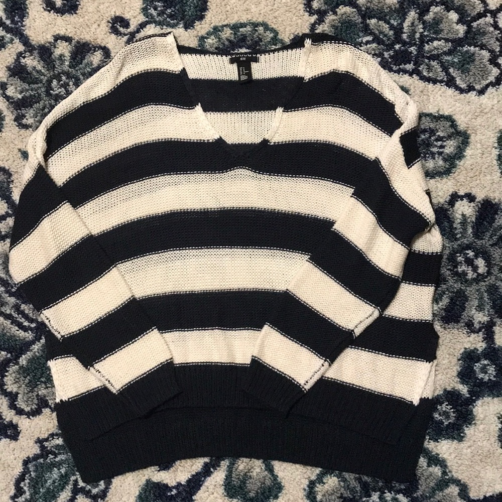 H&M Sweater
